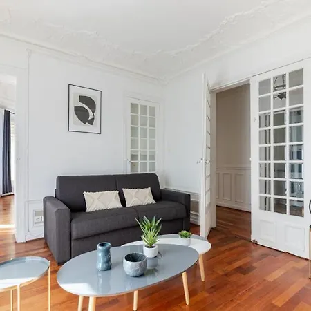 Pantin/jean Lolive : Charming 6p Apartment Pantin